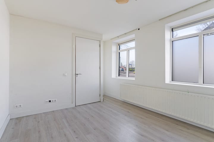 Foto 13 van Kanaalstraat 105