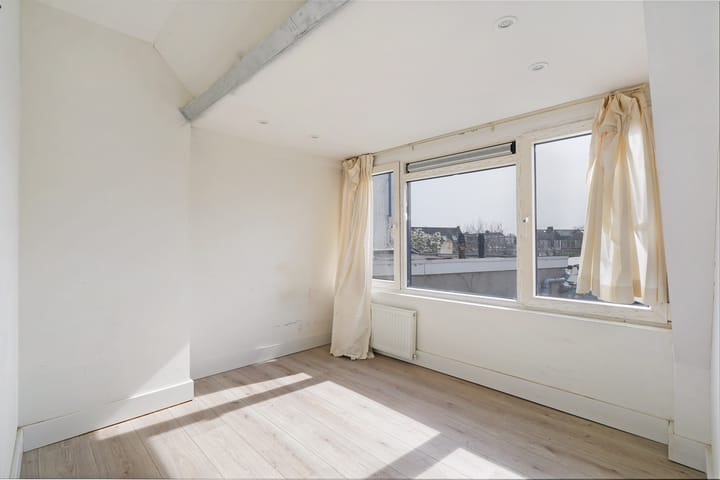 Foto 14 van Kanaalstraat 105