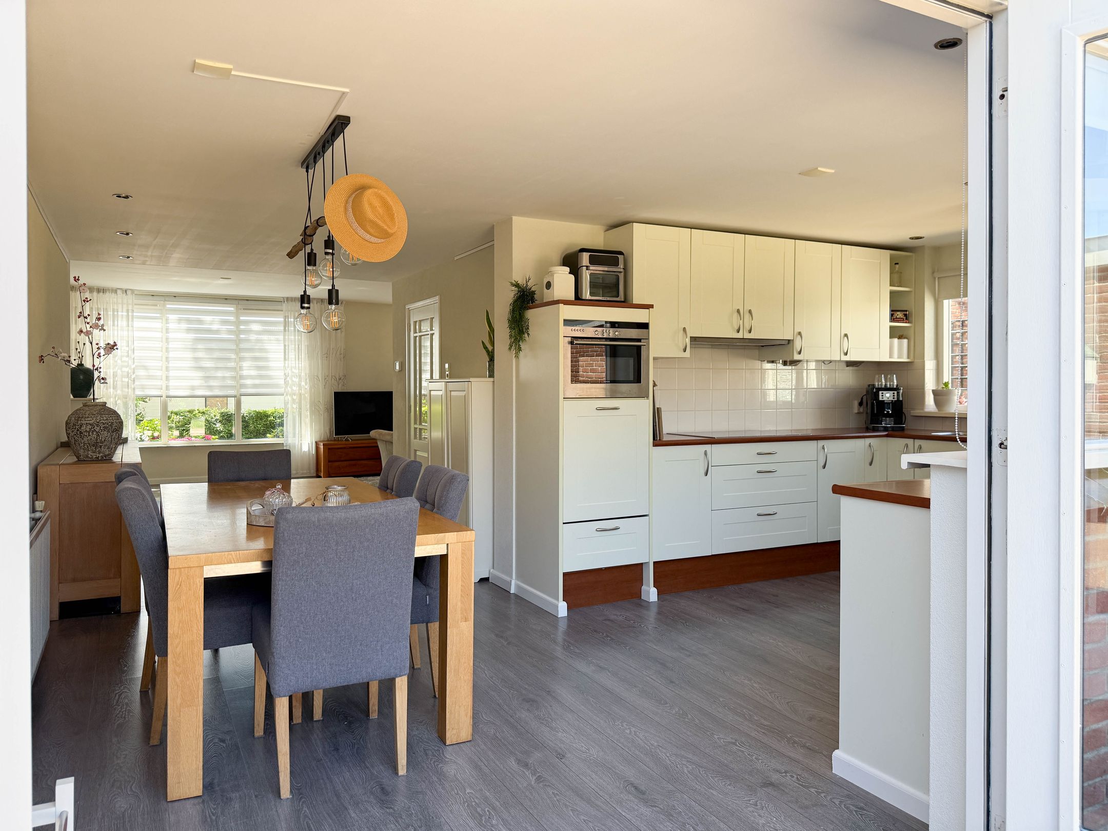 Foto 15 van Basiusstraat 13