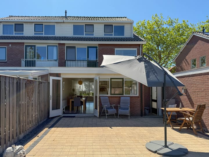 Photo 42 of Basiusstraat 13