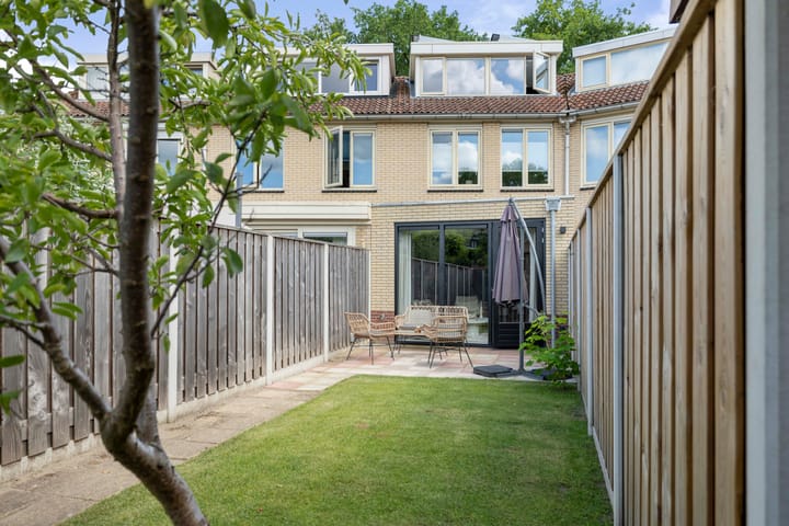 Photo 13 of Van der Meystraat 7