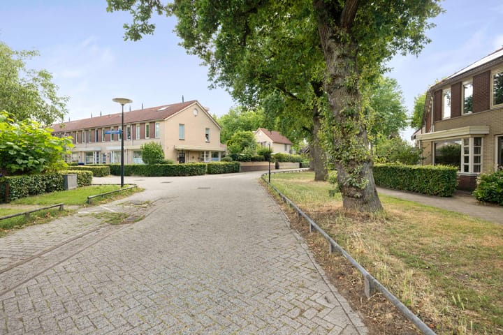 Photo 27 of Van der Meystraat 7