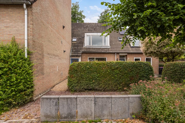 Foto 8 van Arnold Feystraat 19