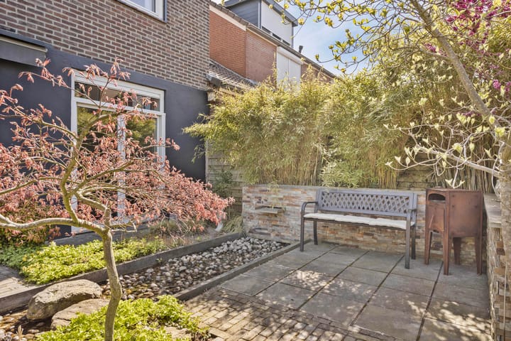 Photo 37 of Rozenstraat 24