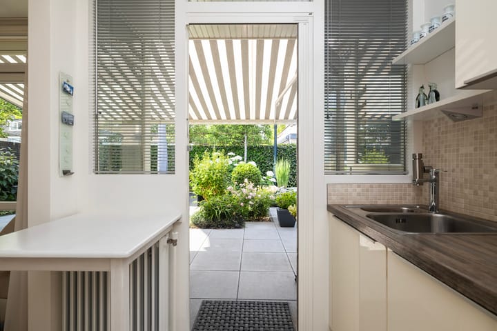 Foto 16 van Kooikersplein 2-A