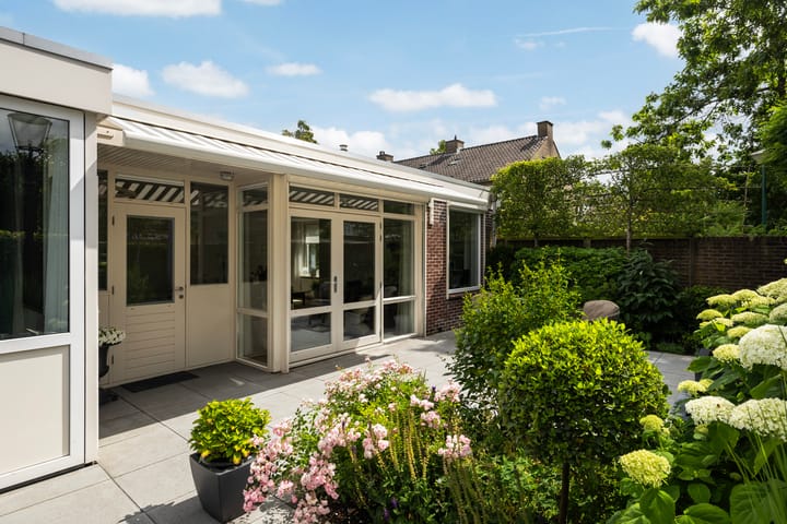 Foto 5 van Kooikersplein 2-A