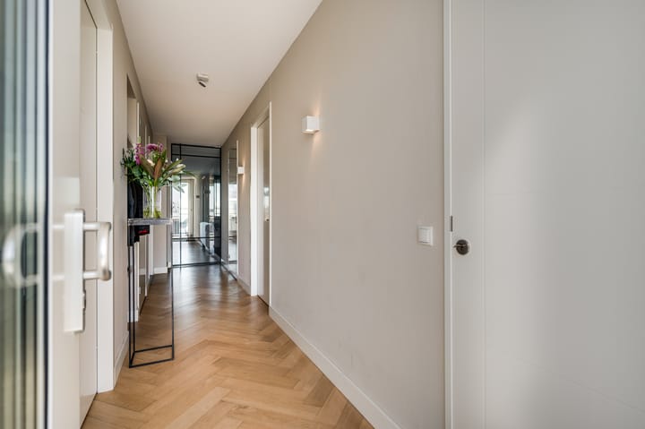 Foto 7 van Roersingel 172