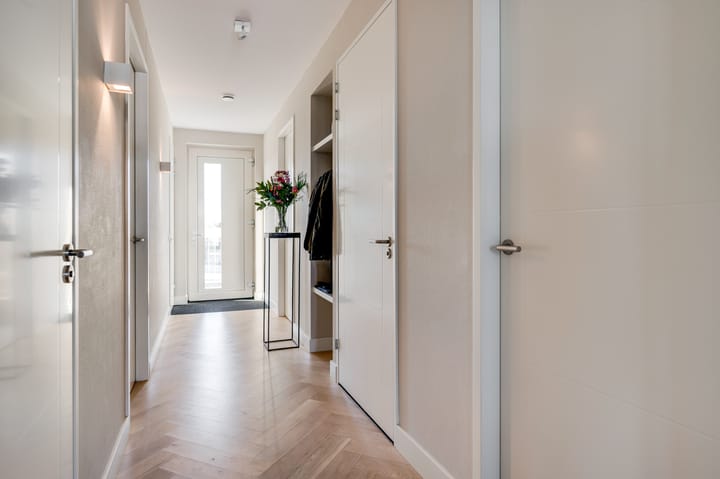 Foto 8 van Roersingel 172