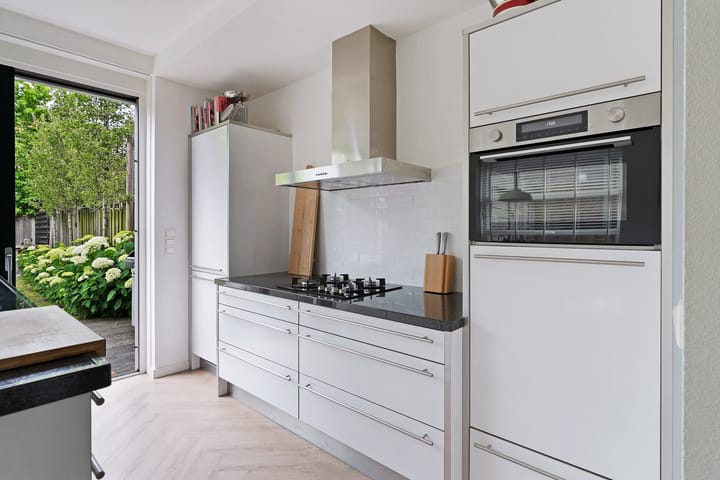 Foto 8 van Robert Johnsonstraat 43