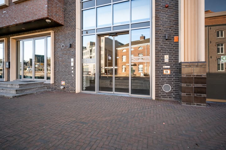 Foto 31 van Roersingel 172