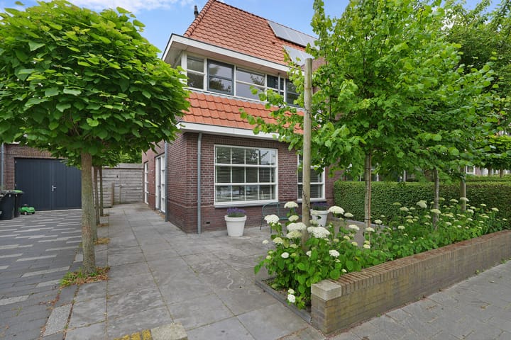 Foto 28 van Robert Johnsonstraat 43