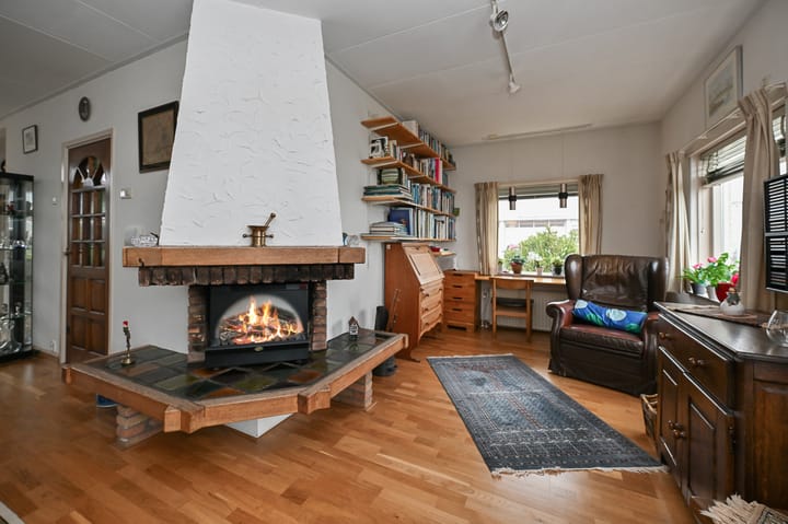 Foto 5 van Esdoornlaan 45