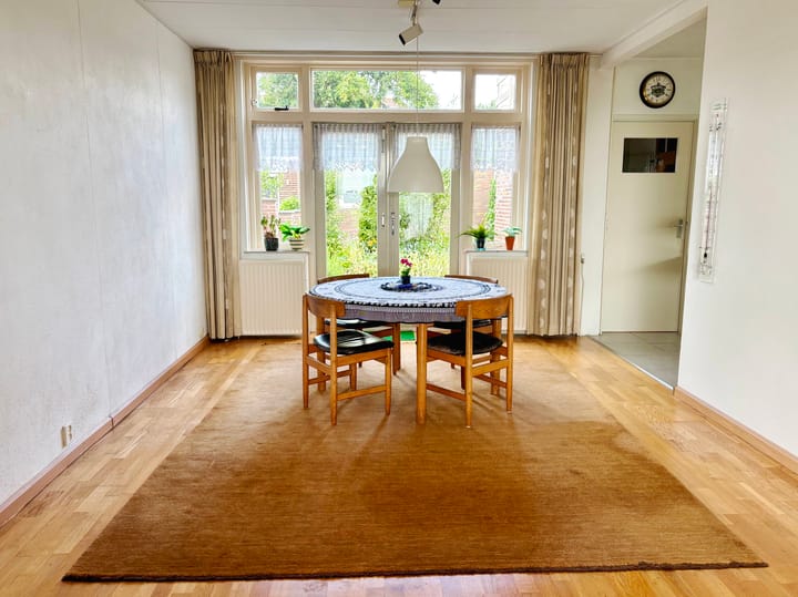 Foto 10 van Esdoornlaan 45