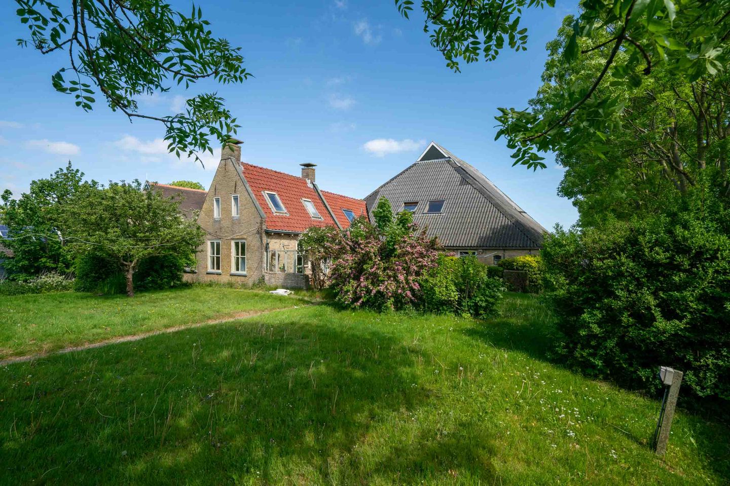 Foto 50 van Haulewei 24