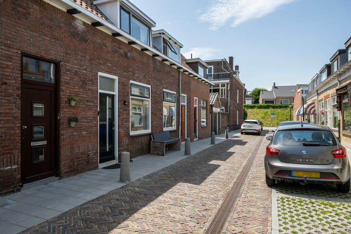 Foto 4 van Van Embdenstraat 6