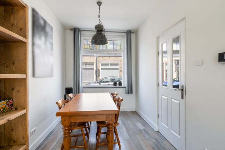 Foto 9 van Van Embdenstraat 6