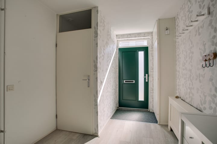 Photo 6 of Aakwerf 37