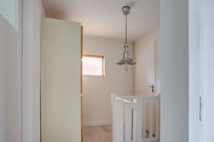 Foto 17 van Van Middachtenweg 12