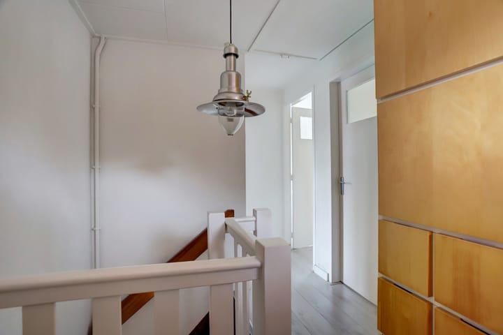 Foto 18 van Van Middachtenweg 12