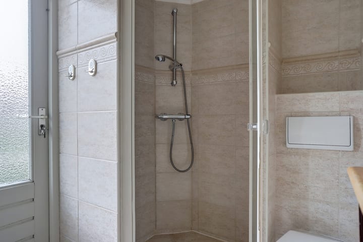 Foto 30 van Van Middachtenweg 12