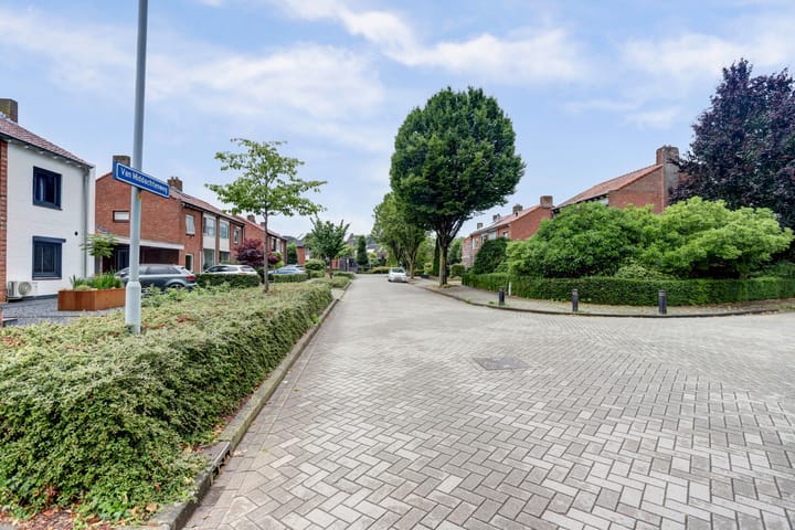 Foto 39 van Van Middachtenweg 12