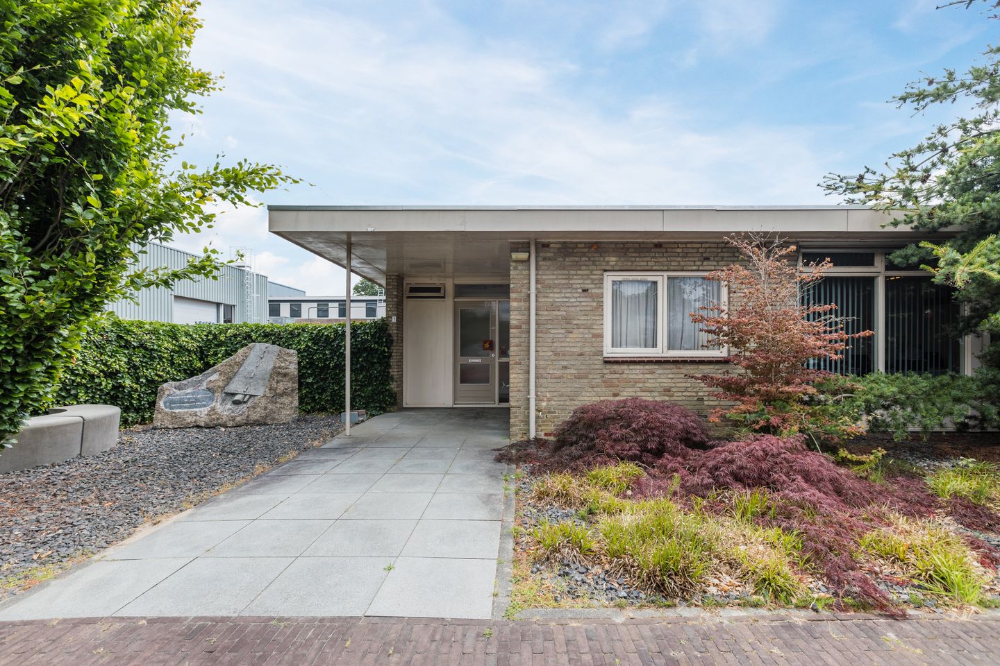 View photo 1 of Ambachtsweg 1