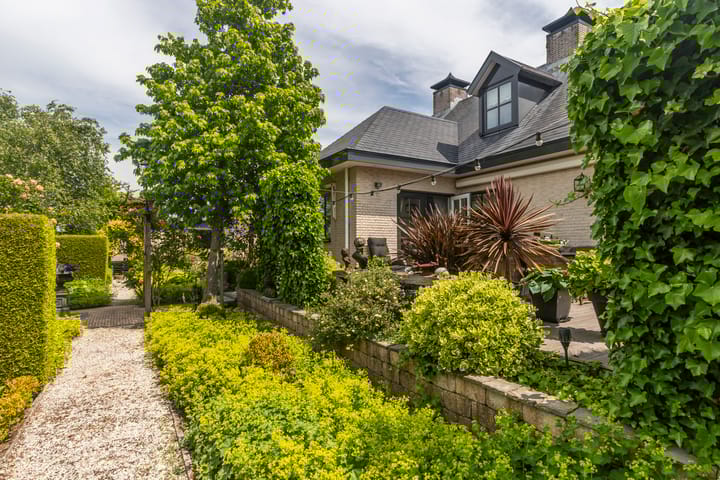 Foto 22 van Vredebestlaan 47