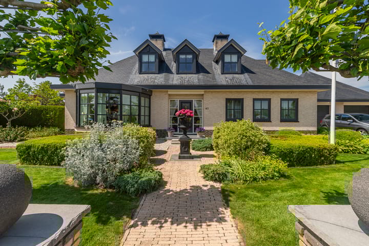 Foto 38 van Vredebestlaan 47