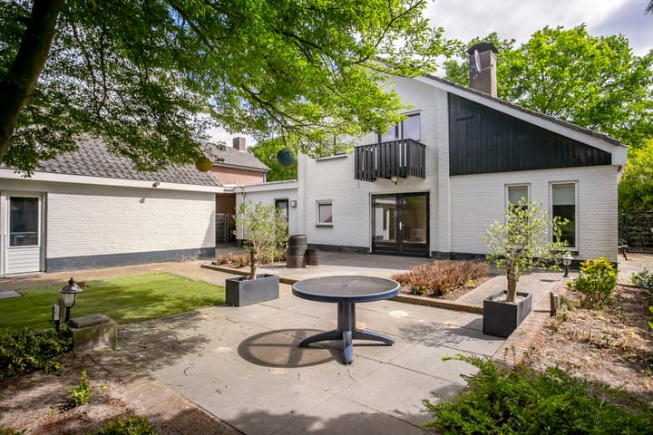 Photo 5 of Secr. Engelbertinkstraat 14