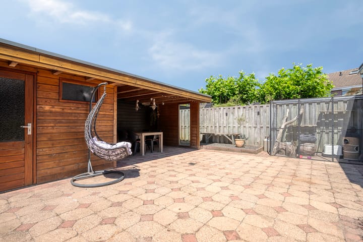 Photo 37 of Patrijsstraat 16