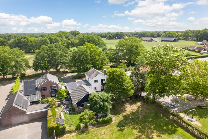 Photo 27 of Secr. Engelbertinkstraat 14