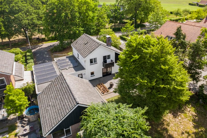 Photo 28 of Secr. Engelbertinkstraat 14