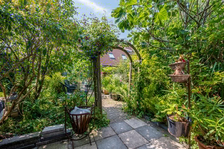 Photo 44 of Nystadstraat 70