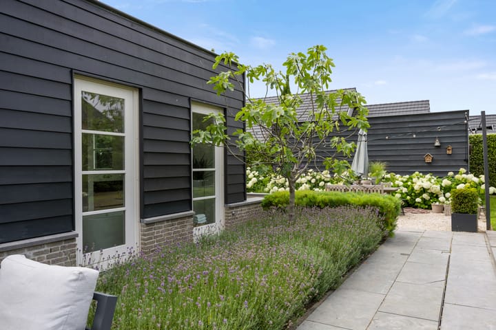 Foto 68 van Willy van den Berkstraat 7