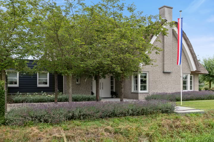 Foto 86 van Willy van den Berkstraat 7