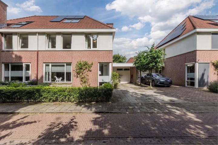 Foto 8 van Pater Leijdekkersstraat 107