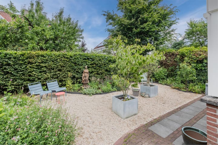 Foto 61 van Pater Leijdekkersstraat 107