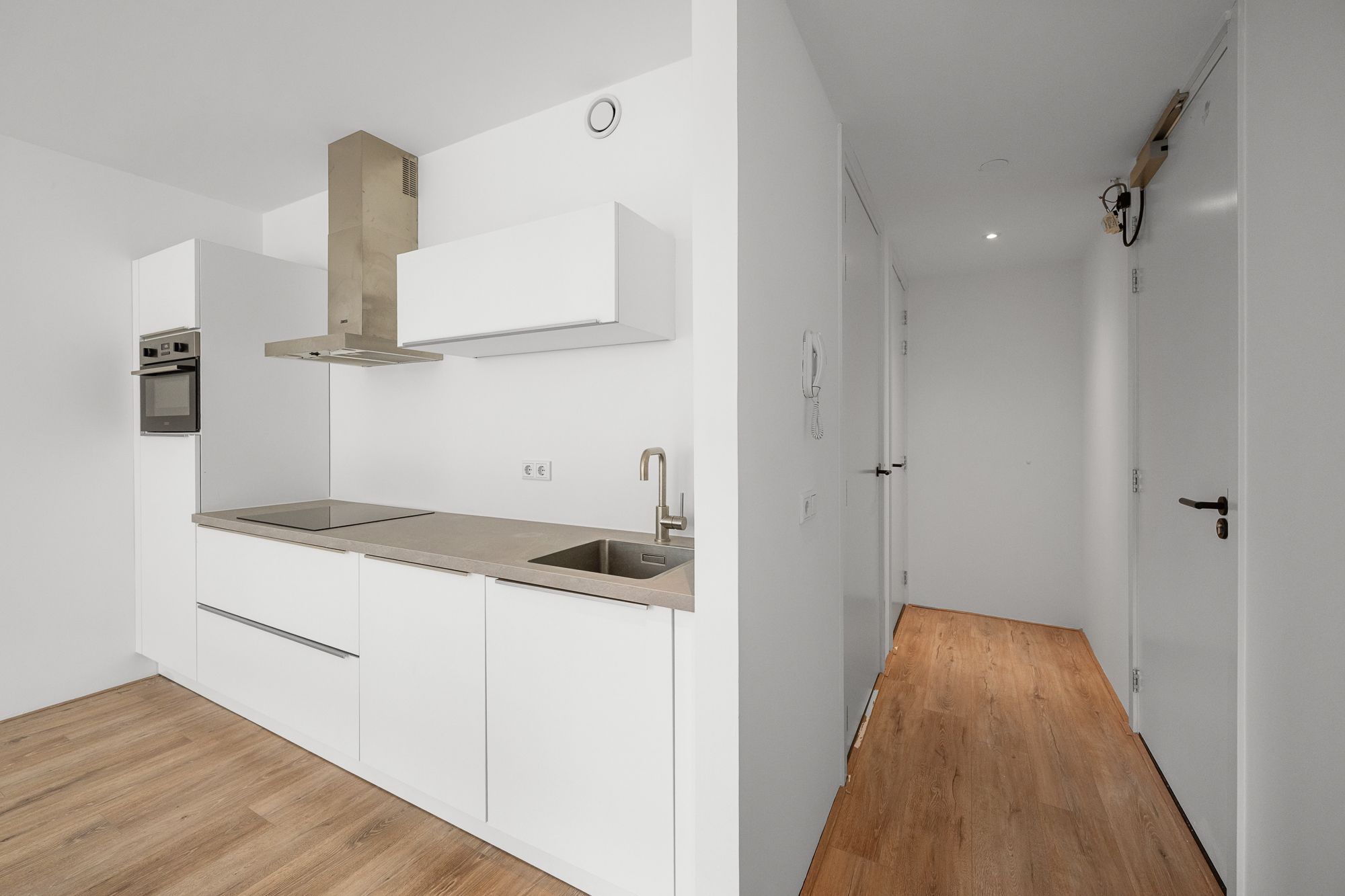 Foto 9 van Czarinastraat 25-C