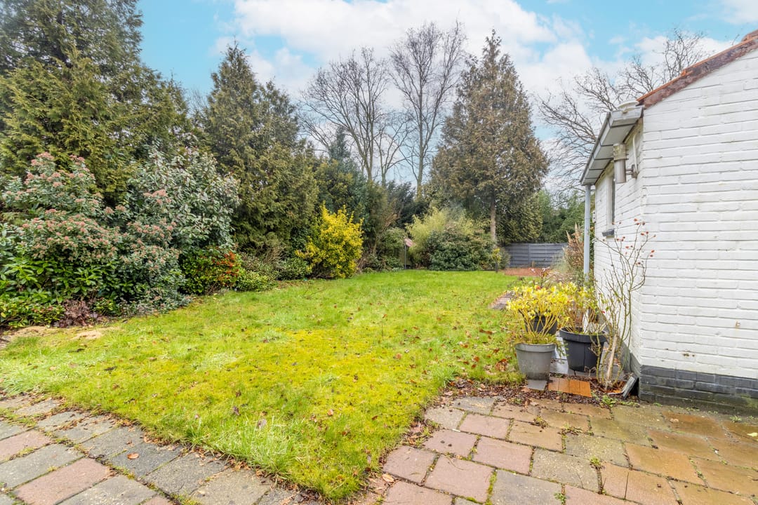 Foto 2 van Veldweg 25