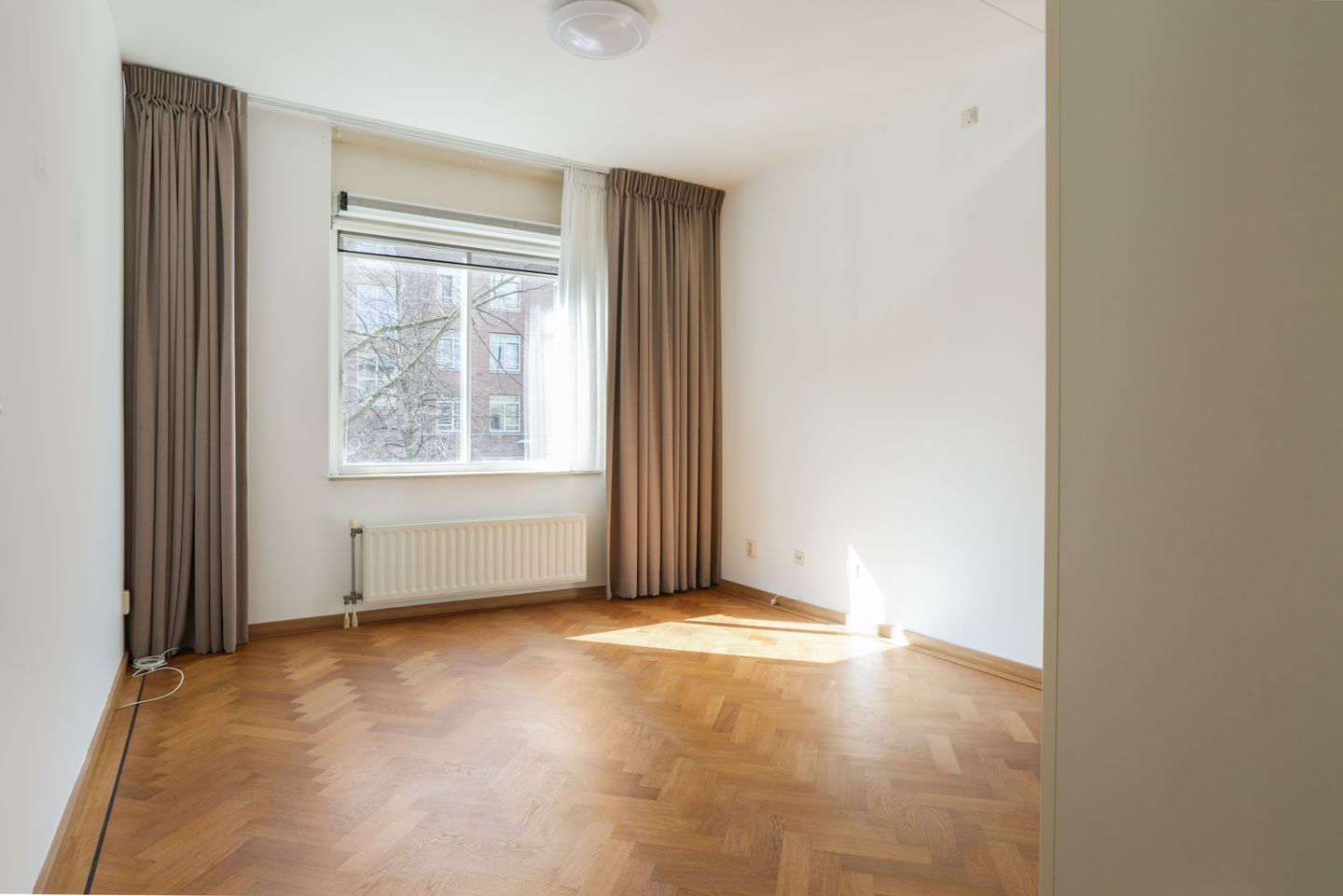 Photo 10 of Louise Henriëttestraat 2-M