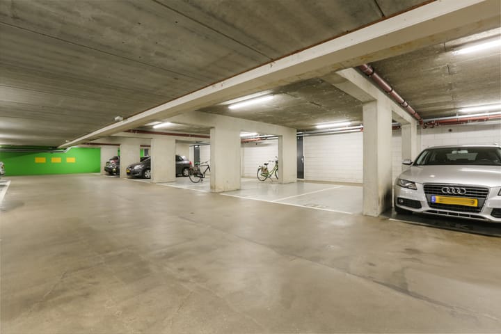 Photo 16 of Louise Henriëttestraat 2-M