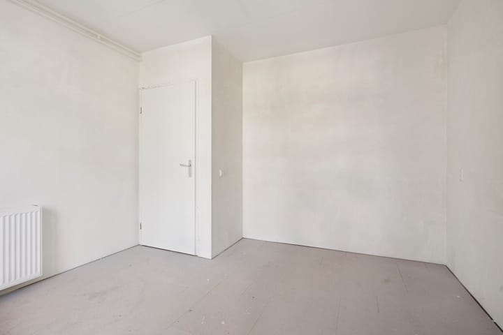 Photo 10 of Madurastraat 69-B