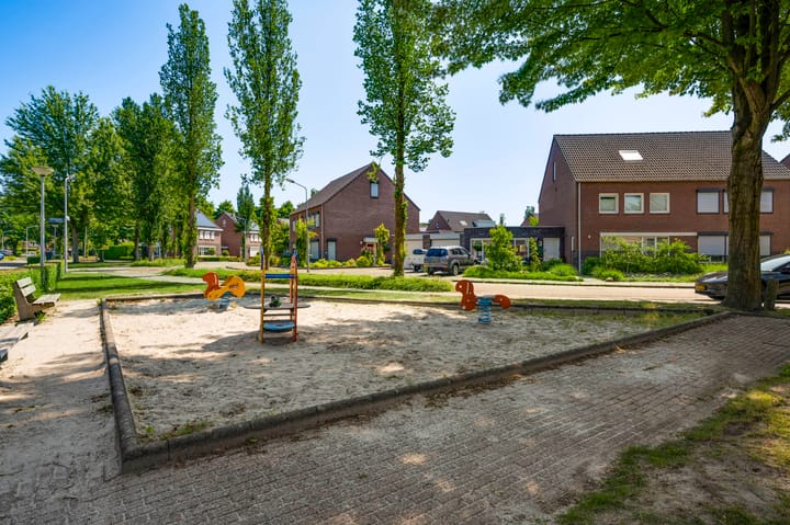 Photo 5 of Jankushofstraat 16