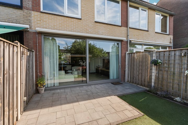 Foto 45 van Oudenboschstraat 16