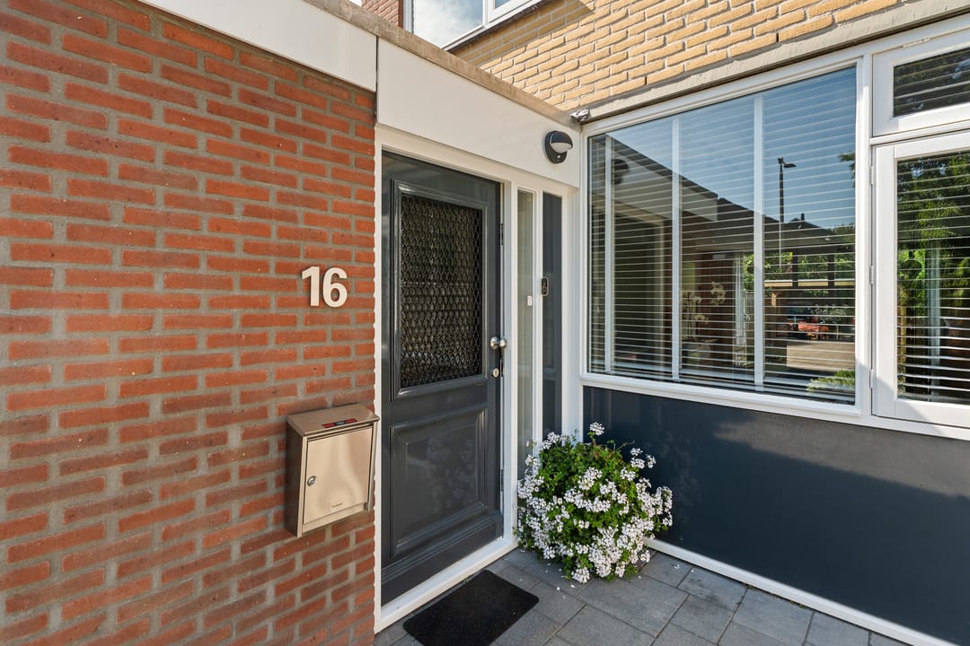 Foto 47 van Oudenboschstraat 16