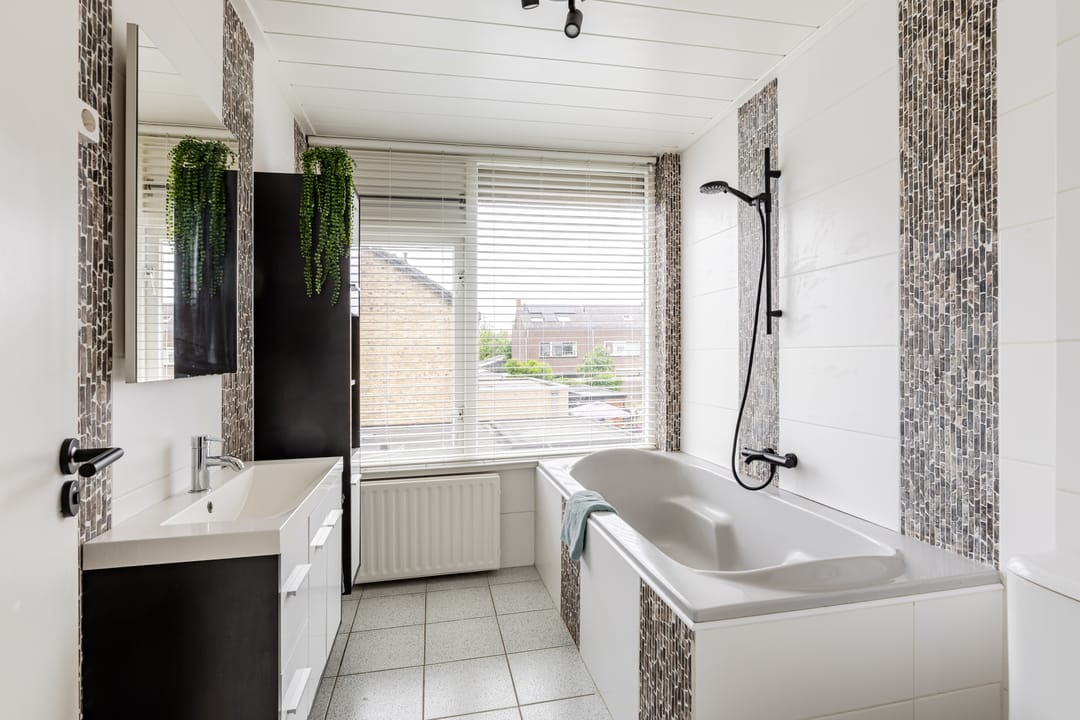 Photo 26 of Doormanstraat 31