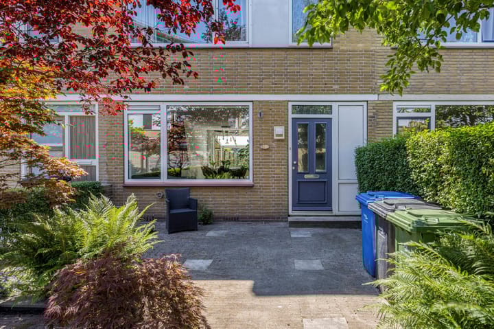 Photo 9 of President van Heelstraat 12