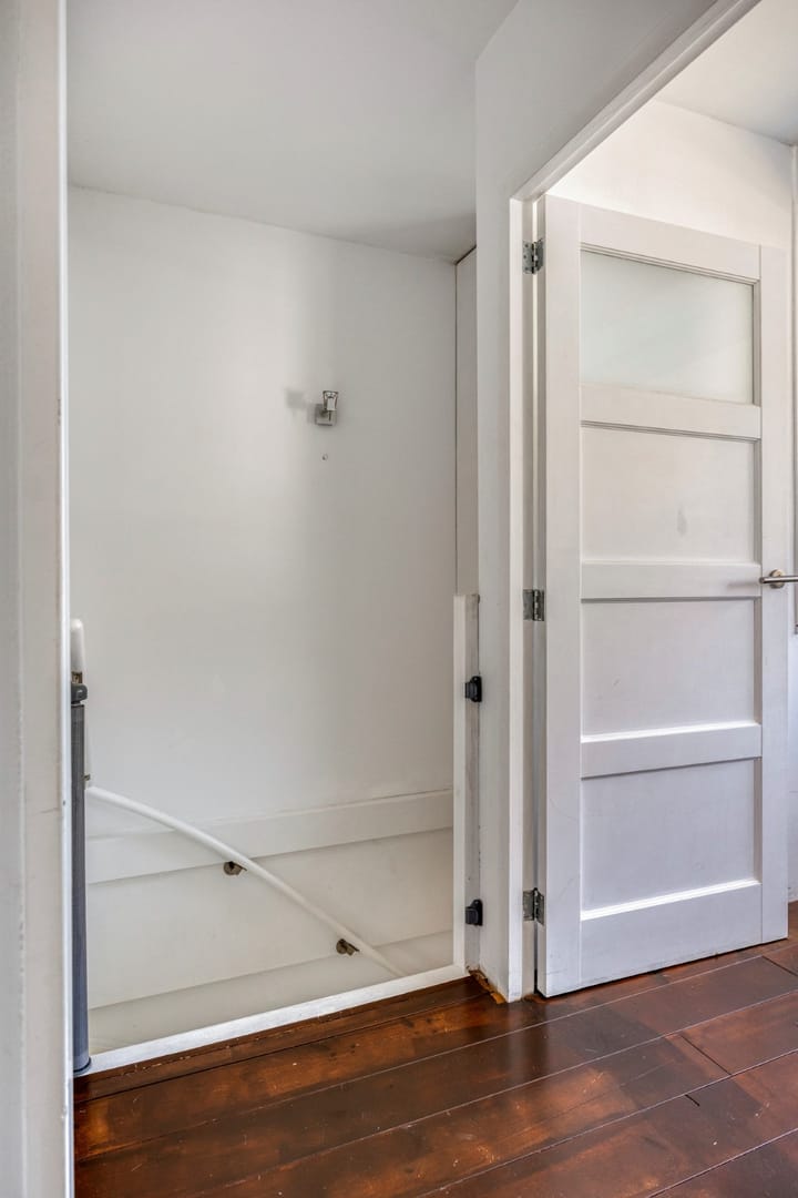 Photo 24 of President van Heelstraat 12