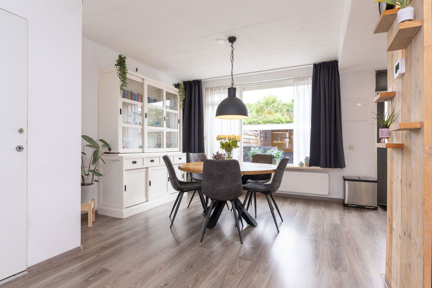 Foto 14 van Hertog Albrechtstraat 10