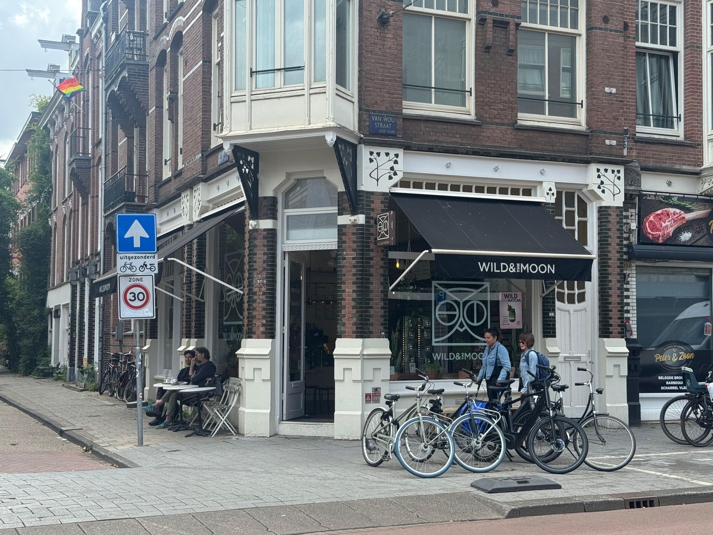 Bekijk foto 2 van Van Woustraat 138-H